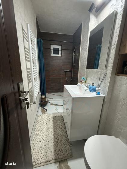 Apartament cu 3 camere decomandat în Port