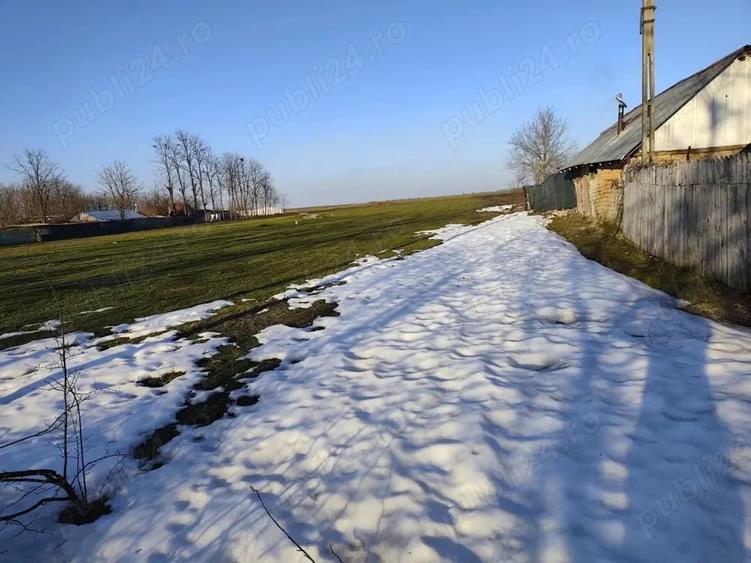 Teren de 1735 mp, în Bițina-Ungureni