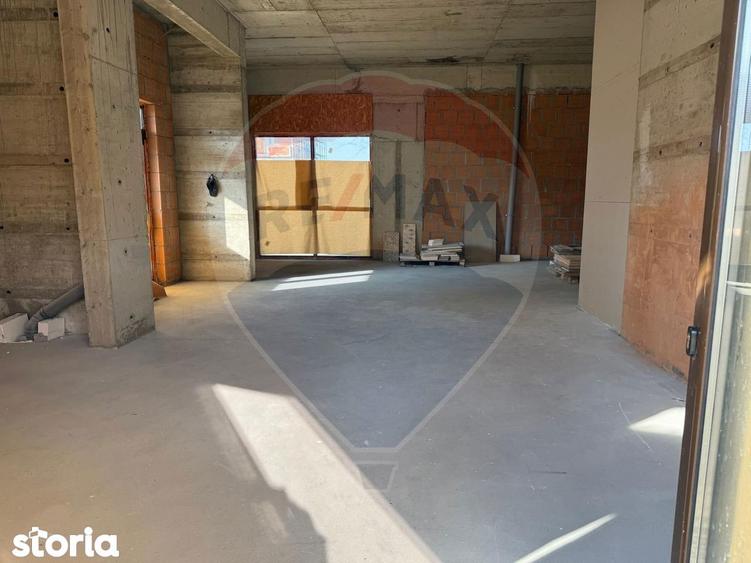 Spațiu comercial, de 133.4 mp, în Ghencea