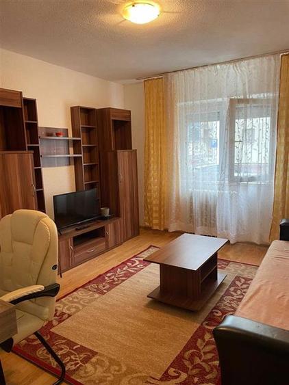 Garsonieră decomandată în Ștrand
