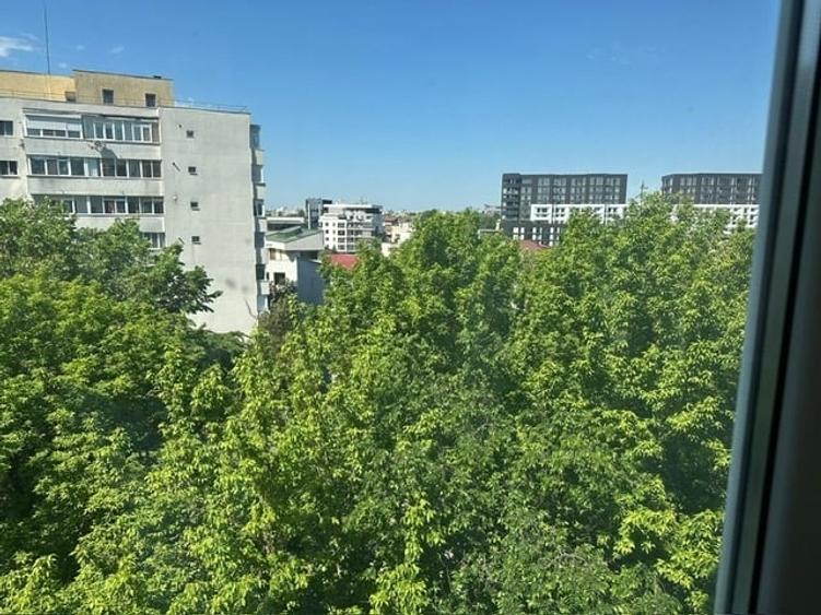 Parcul Circului la cateva minute de bdul. Barbu Vacarescu - 1