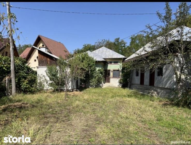 Casă cu 6 camere cu Teren 610 Mp în Bogați