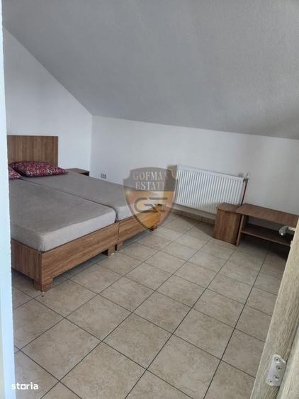 Casă cu 4 camere în Lumina