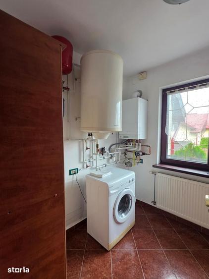 Casă cu 4 camere cu Teren 250 Mp în Bunloc