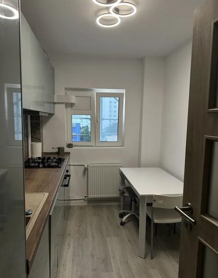 Apartament cu 2 camere decomandat, mobilat în Obor