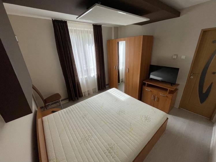 Apartament cu 2 camere decomandat, mobilat în Complex Studențesc