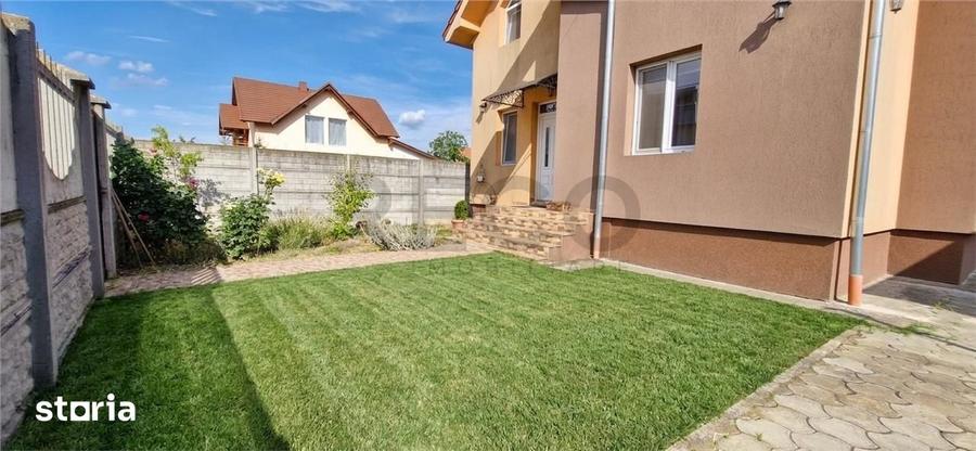 Casă cu 4 camere cu Teren 500 Mp în Oșorhei
