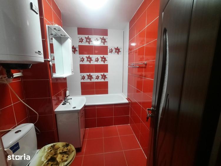 Apartament cu 2 camere decomandat în Micro 15