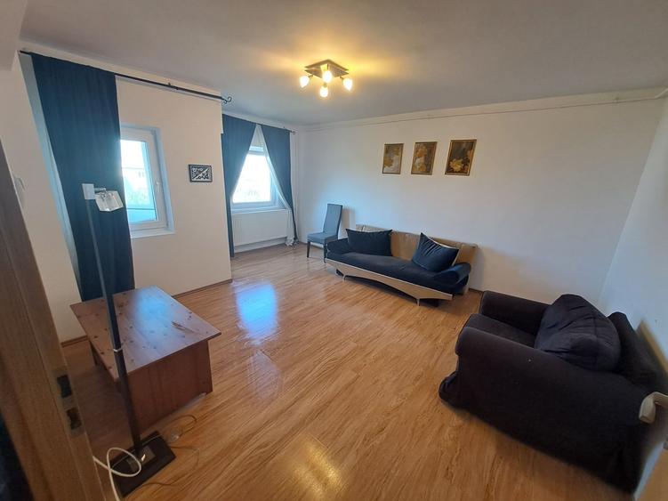 Apartament cu 2 camere decomandat în Drumul Sării