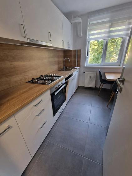 Apartament cu 2 camere decomandat în Apa
