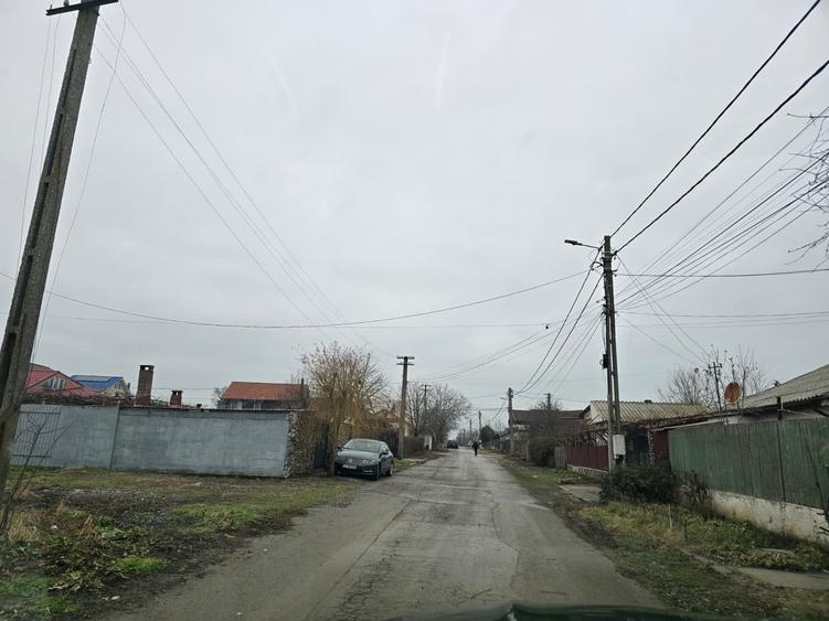 Teren Construcții intravilan de 2000 mp, în Tuzla