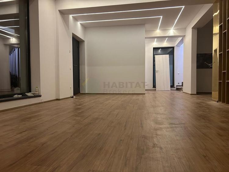Casă individuală cu 4 camere cu Canalizare în Tunari