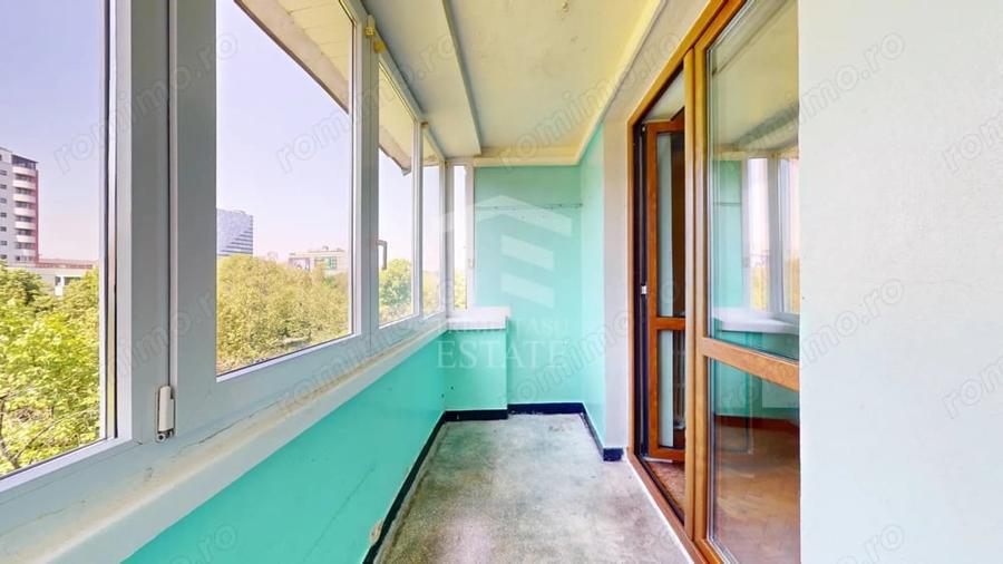 Apartament cu 3 camere semidecomandat în Parcul Circului