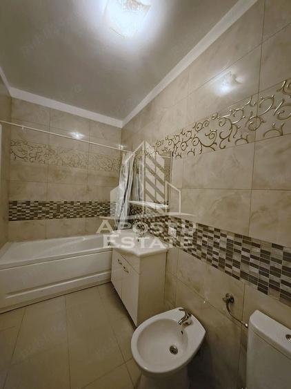 Apartament cu 3 camere semidecomandat, mobilat în Braytim