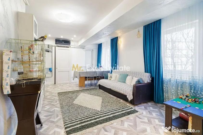 Apartament cu 3 camere semidecomandat în Regie