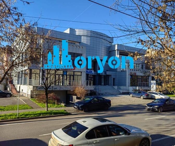 Spațiu comercial, de 2,517.4399414063 mp, în Central