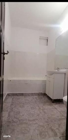 Garsonieră decomandată în Drumul Taberei