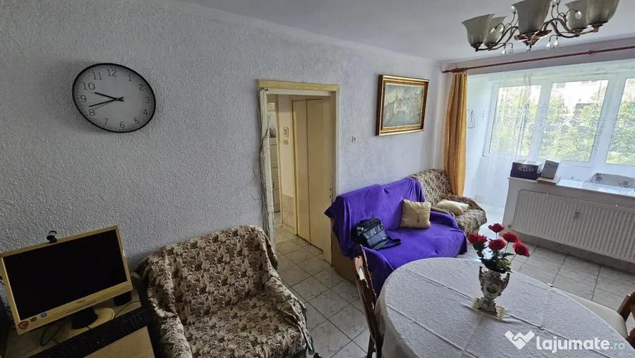 Apartament cu 2 camere decomandat în Ultracentral