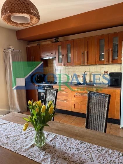 Apartament cu 3 camere decomandat, mobilat în Ronaț