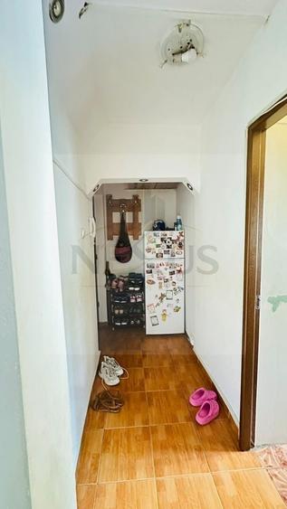 Apartament 2 camere| Etaj 4/4| Necesită renovare| Anvelopat| Parcare - 18