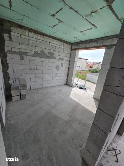 Casă cu 4 camere cu Teren 450 Mp în Central