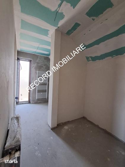 Casă cu 4 camere cu Teren 300 Mp în Apahida