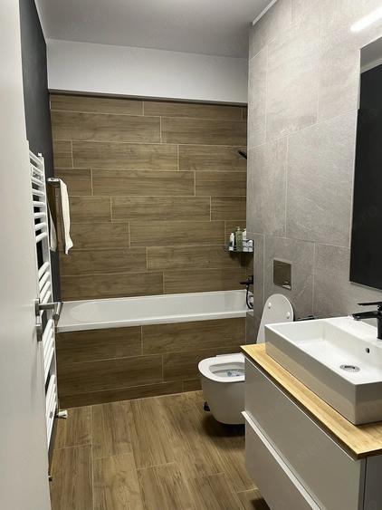 Apartament cu 2 camere decomandat în Sud