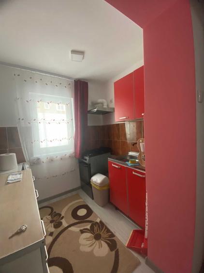 Garsonieră decomandată în Uric