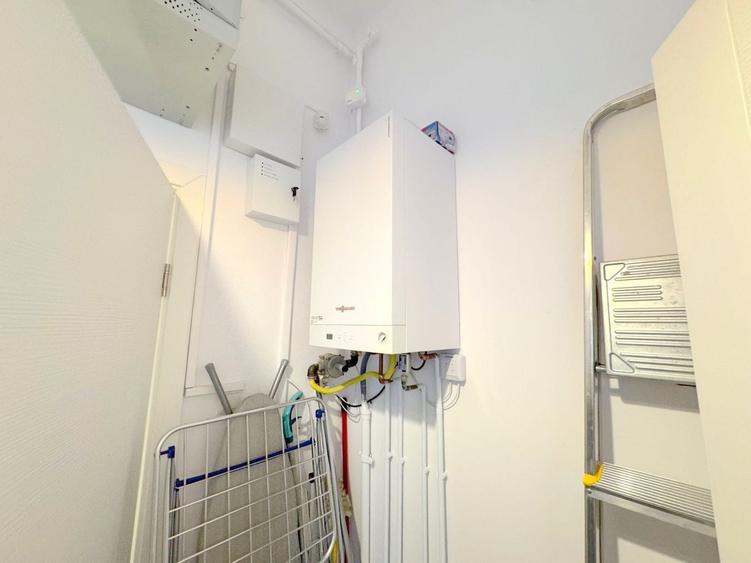Apartament cu 2 camere decomandat, mobilat în Ultracentral