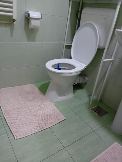 Garsonieră decomandată în Titan