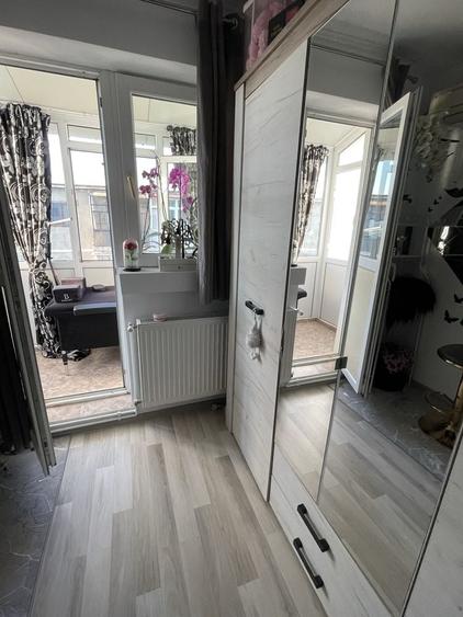 Apartament cu 2 camere decomandat în Boldești