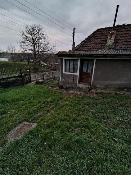 Casă cu 3 camere cu Teren 500 Mp în Bălnaca