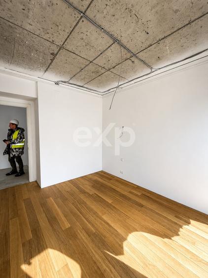 Apartament cu 2 camere decomandat în Tei