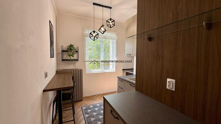 Apartament cu 2 camere decomandat, mobilat în Floreasca