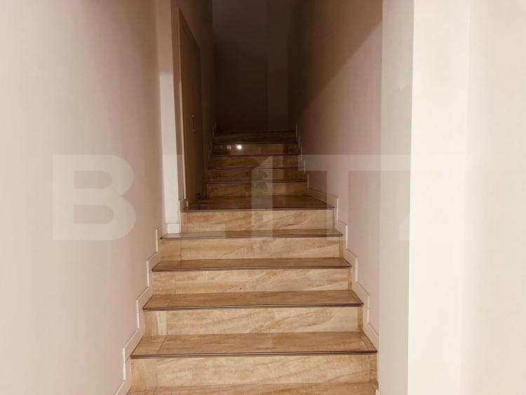 Spațiu comercial, de 240 mp, în Ultracentral