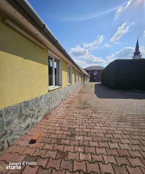 Spațiu comercial, de 220 mp, în Biharia