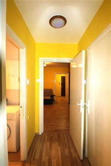 Apartament , 2 camere , zona Take Ionescu - 5