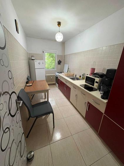 Proprietar, inchiriez apartament cu 2 camere intr-o zona foarte linistita, aproape de Liberty Mall - 3