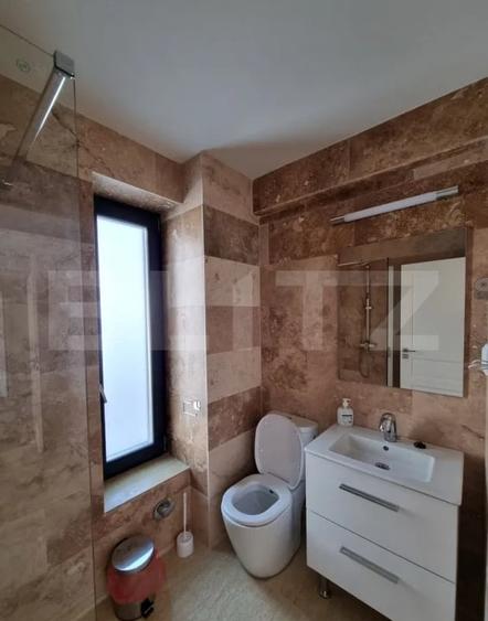Garsonieră semidecomandată, mobilată în Bucium