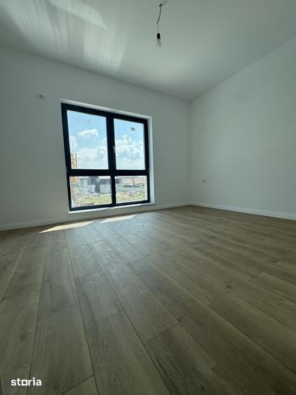 Casă cu 4 camere cu Teren 233 Mp în Ghencea