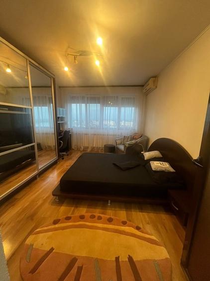 Garsonieră decomandată, mobilată în Faleză