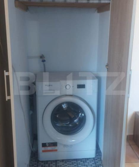 Apartament cu 3 camere decomandat în Nufărul