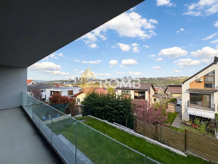 Apartament cu 5 camere semidecomandat în Mănăștur