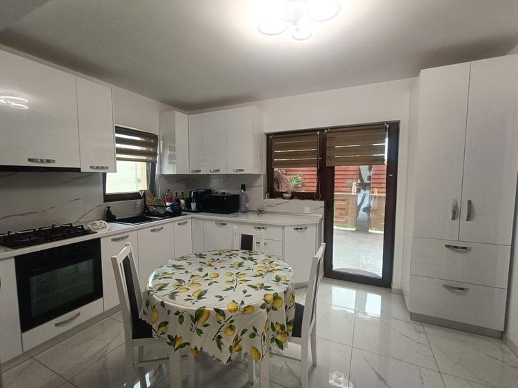 De vanzare Casa noua in Halchiu Brasov COMISION 0% - 6