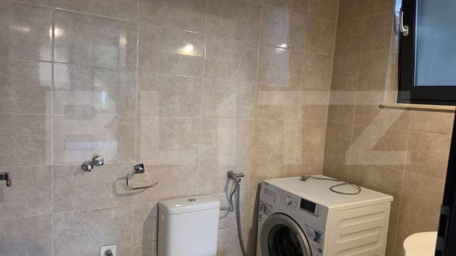 Casă cu 4 camere cu Teren 890 Mp în Bercu Roșu