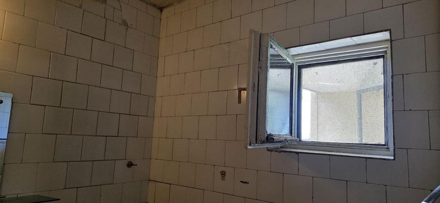 Apartament cu 3 camere decomandat în Cotroceni