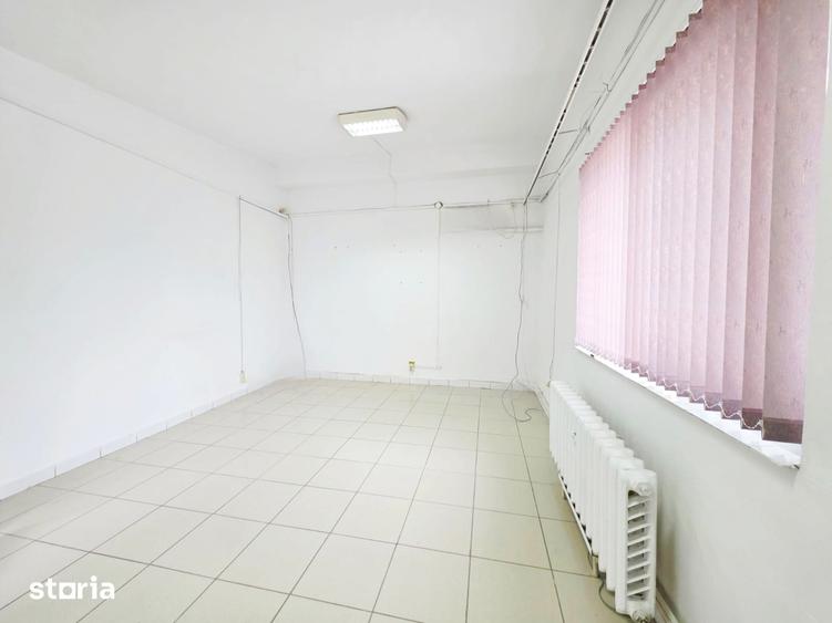 Spațiu comercial, de 37 mp, în Bucium