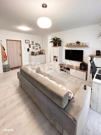 Apartament cu 3 camere semidecomandat, mobilat în Iris — fotografia 1