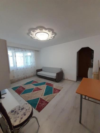 [PROPRIETAR] Apartament 2 Camere Modernizat | Bacau Str. Alecu Russo | Acoperis Nou + Beci si Uscator (Fara Comision!) - 2