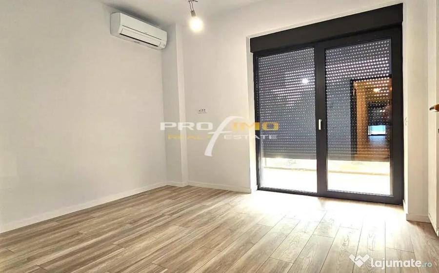 Apartament cu 3 camere decomandat în Mamaia